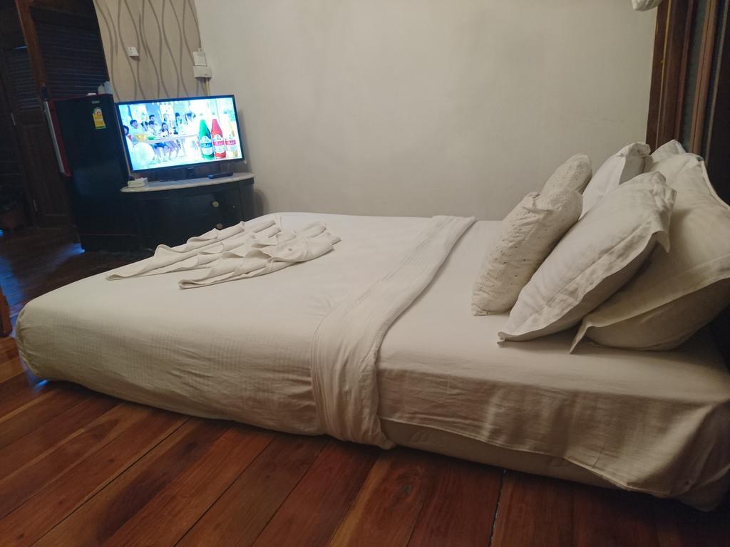 安帕瓦卡萨招待所住宿加早餐旅馆 外观 照片